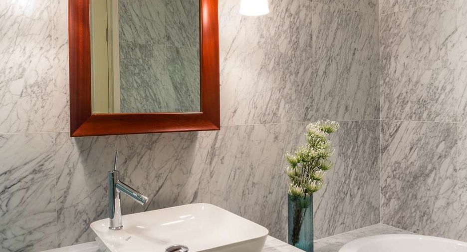 Condo en alquiler y en venta de 1 habitaciones en Watthana, Bangkok