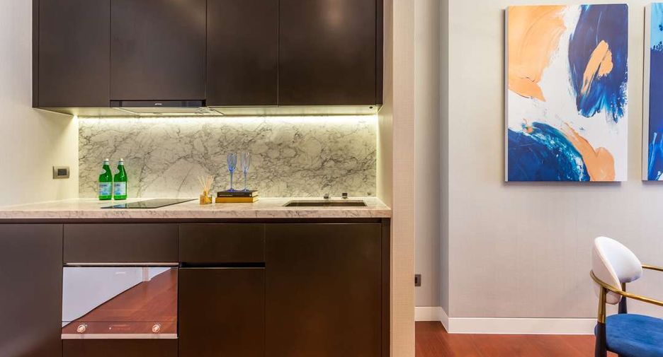 Condo en alquiler y en venta de 1 habitaciones en Watthana, Bangkok