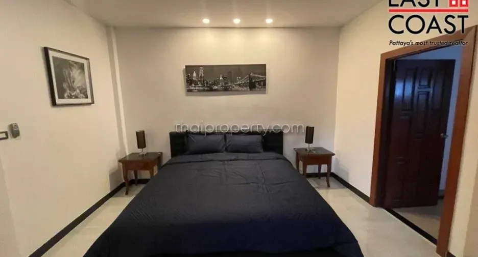 À louer 3 chambres maison à Bang Lamung, Chonburi