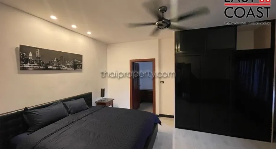 À louer 3 chambres maison à Bang Lamung, Chonburi