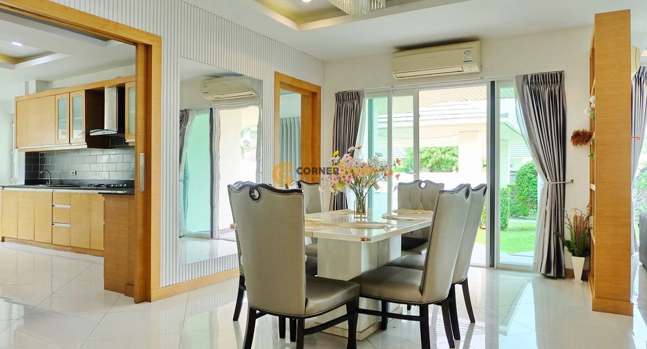 For rent 5 bedrooms house in Bang Lamung, Chonburi