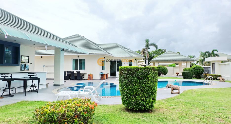 For rent 5 bedrooms house in Bang Lamung, Chonburi