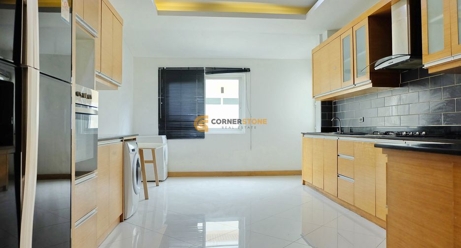 For rent 5 bedrooms house in Bang Lamung, Chonburi