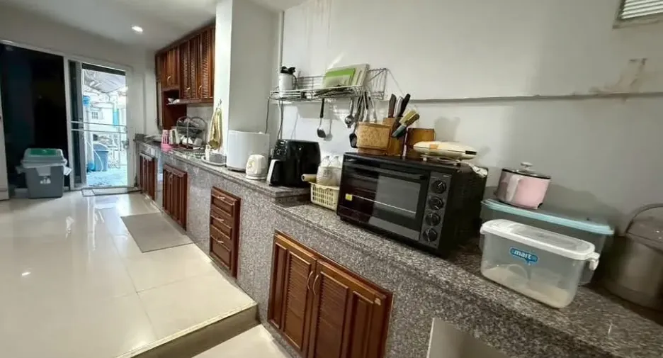 For sale 4 bedrooms house in Mueang Khon Kaen, Khon Kaen