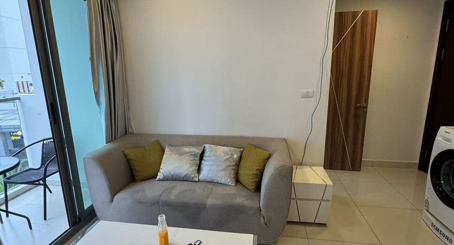 For rent 2 bedrooms condo in Bang Lamung, Chonburi