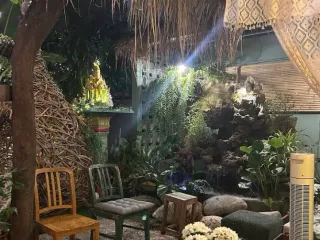 For sale 5 bedrooms hotel in Khlong Toei, Bangkok