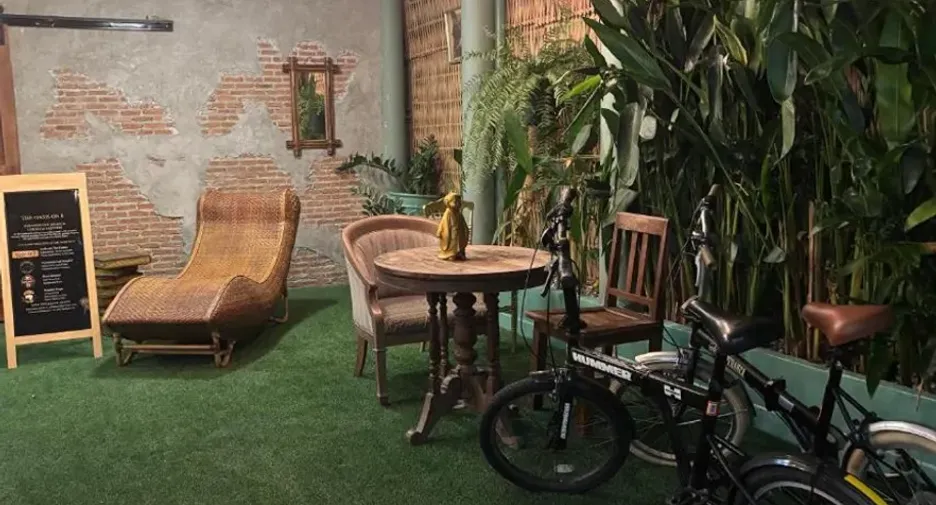 For sale 5 bedrooms hotel in Khlong Toei, Bangkok