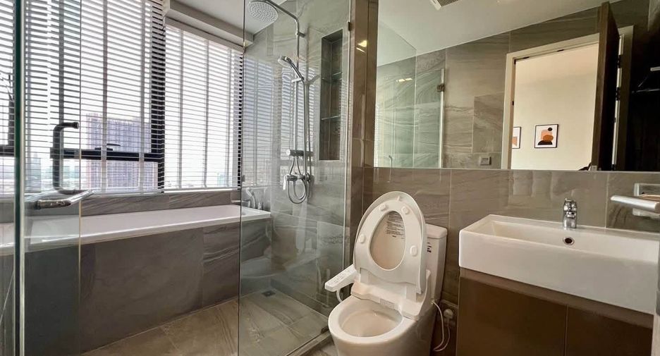 Condo en alquiler de 2 habitaciones en Khlong Toei, Bangkok