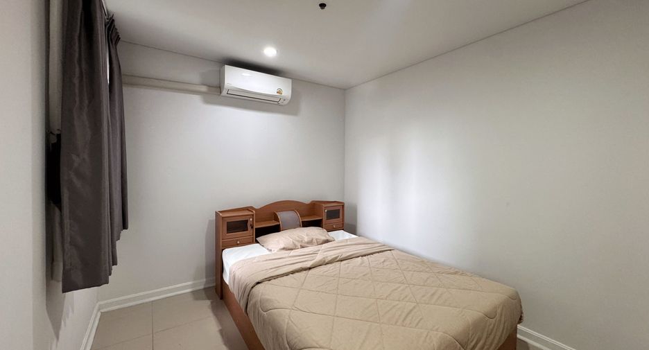 For sale and for rent 3 bedrooms condo in Yan Nawa, Bangkok