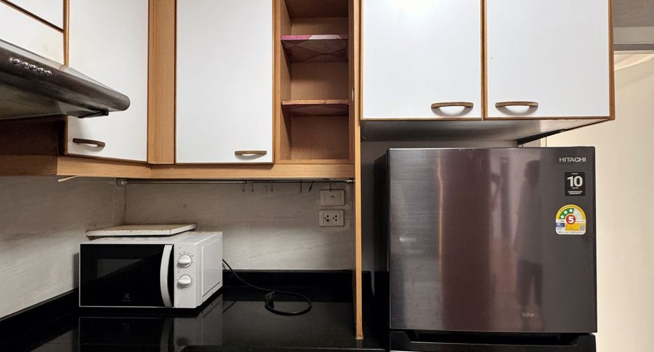 For sale and for rent 3 bedrooms condo in Yan Nawa, Bangkok