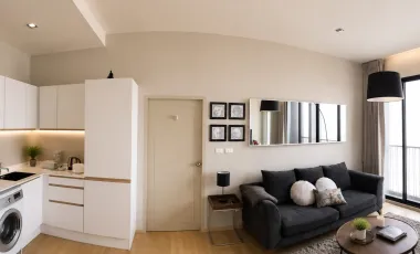 For sale 1 bed condo in Khlong Toei, Bangkok