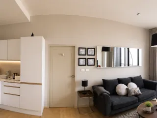 For sale 1 bed condo in Khlong Toei, Bangkok