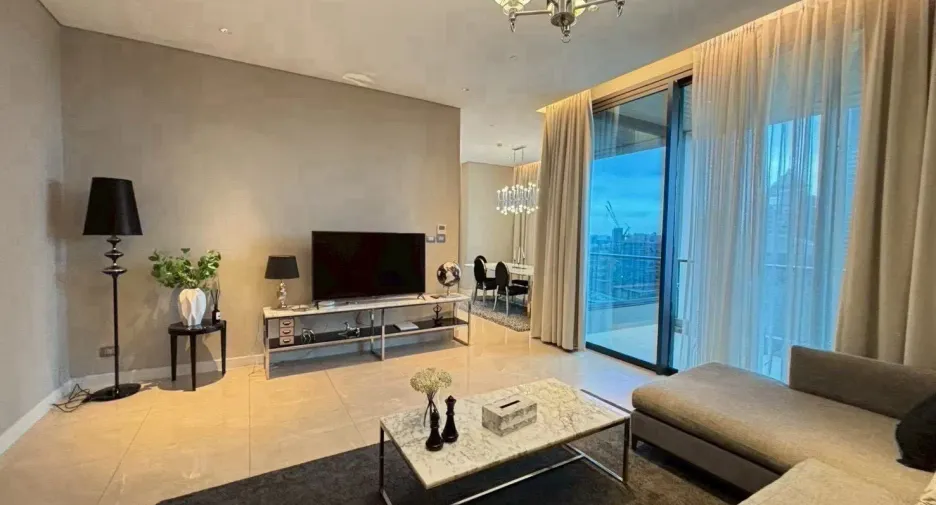 For rent 2 bedrooms condo in Pathum Wan, Bangkok