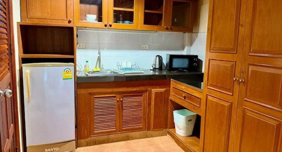 Hotel en venta de 5 habitaciones en Kathu, Phuket