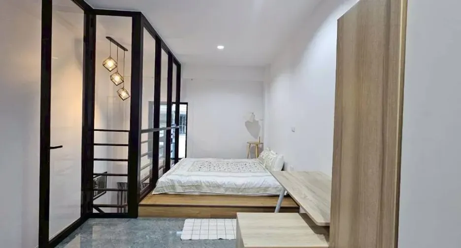 For rent 1 bed townhouse in Mueang Phuket, Phuket