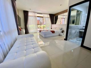 For sale 2 bedrooms condo in Mueang Phuket, Phuket