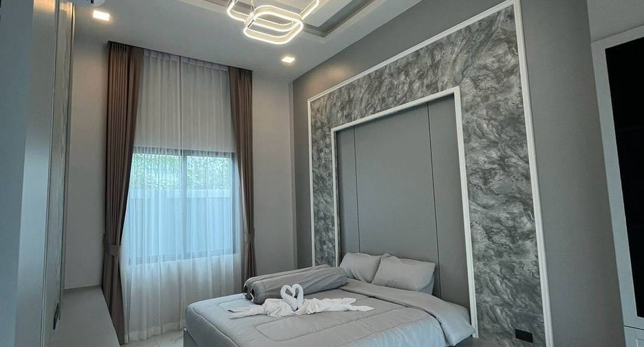 Villa en venta de 4 habitaciones en Bang Lamung, Chonburi