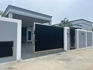Villa en venta de 4 habitaciones en Bang Lamung, Chonburi