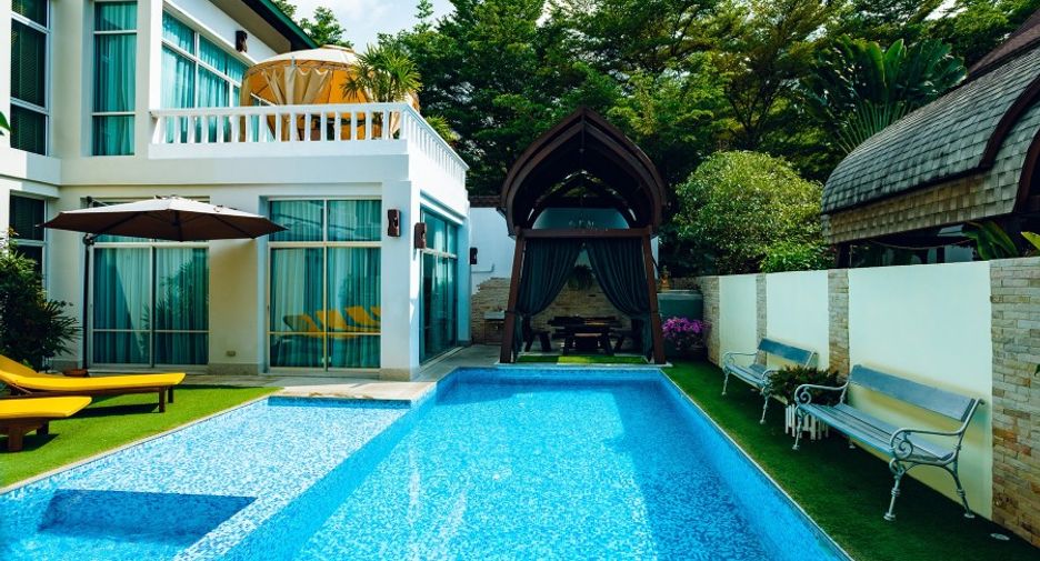 À vendre 4 chambres villa à Jomtien, Pattaya