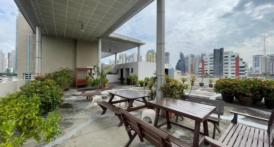 Condo en alquiler de 1 habitaciones en Khlong Toei, Bangkok