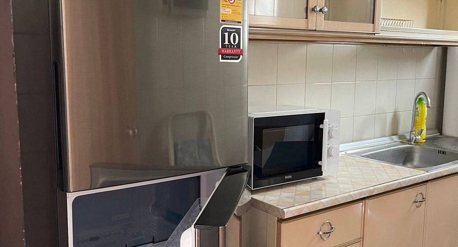 For sale 2 bedrooms condo in Watthana, Bangkok