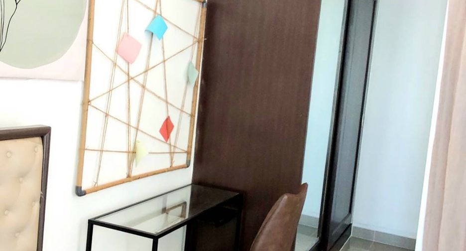 For sale 2 ベッドルーム condo in Khlong Toei, Bangkok