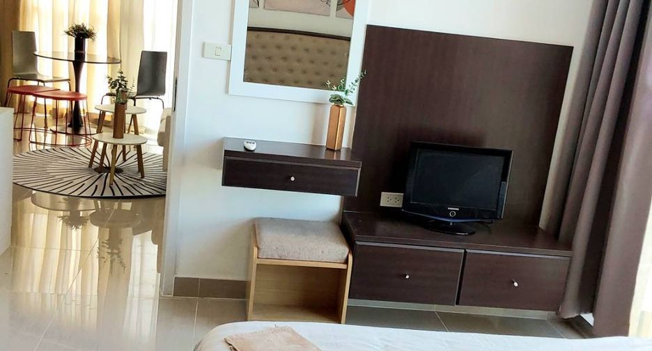 For sale 2 ベッドルーム condo in Khlong Toei, Bangkok