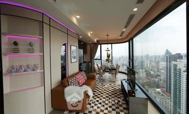 For sale 3 bedrooms condo in Khlong Toei, Bangkok