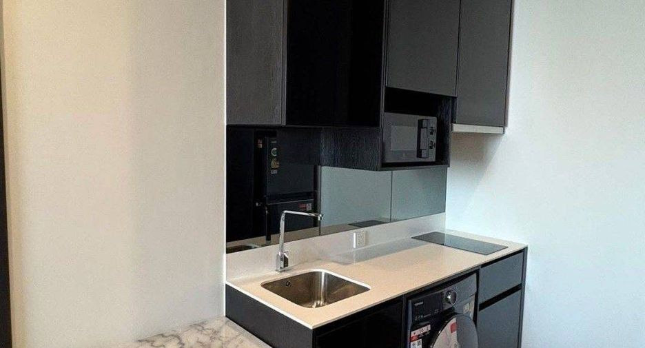 For rent 1 Beds condo in Phaya Thai, Bangkok