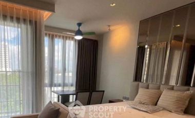 For rent and for sale 1 bed condo in Watthana, Bangkok