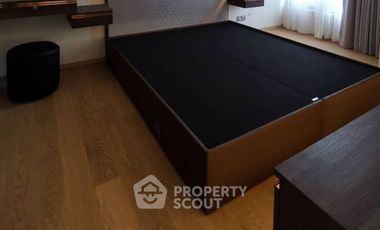 For sale 1 bed condo in Sathon, Bangkok