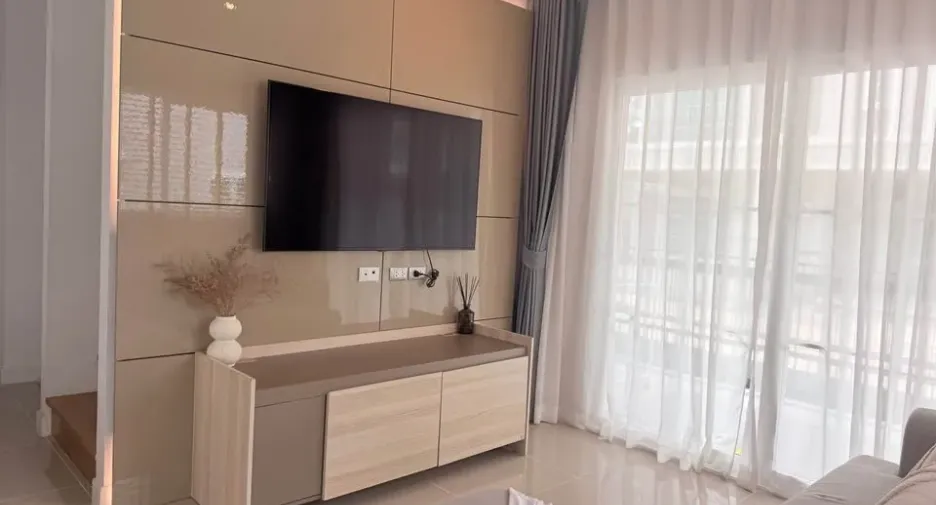 Casa en alquiler de 4 habitaciones en Thalang, Phuket