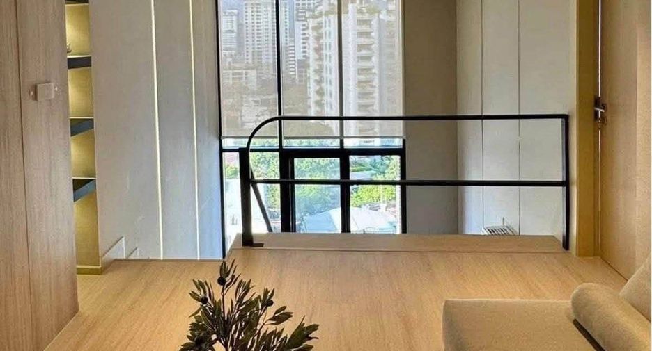 For rent 3 bedrooms condo in Watthana, Bangkok