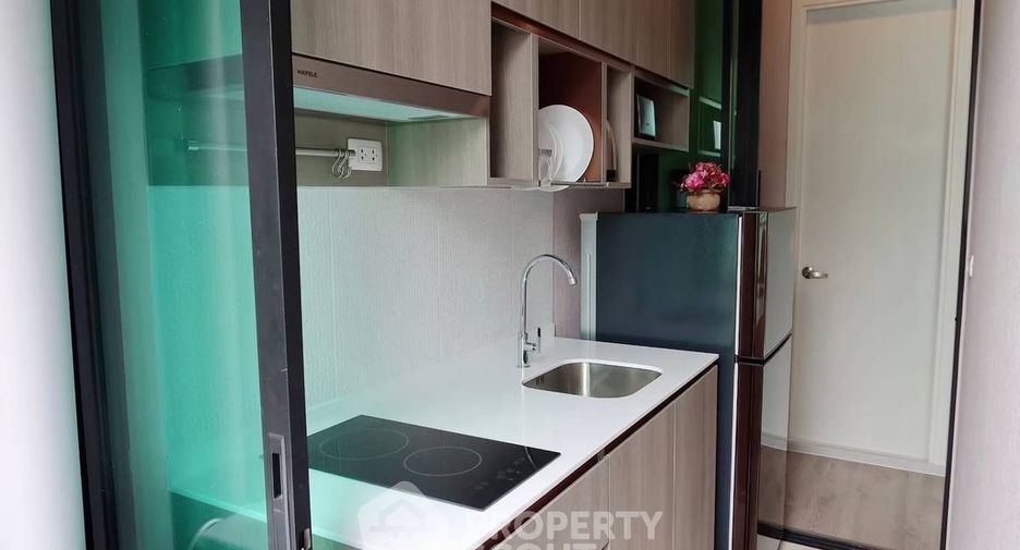 For sale 1 bed condo in Bang Kapi, Bangkok