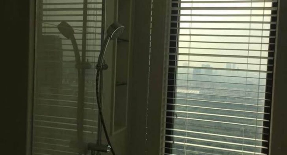 For rent 2 bedrooms condo in Chatuchak, Bangkok
