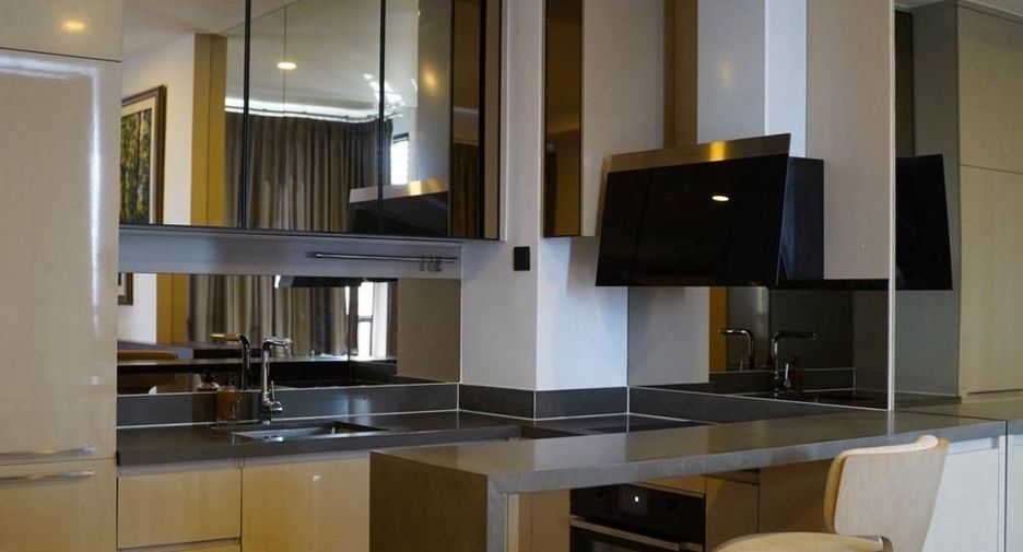 For rent 2 bedrooms condo in Watthana, Bangkok