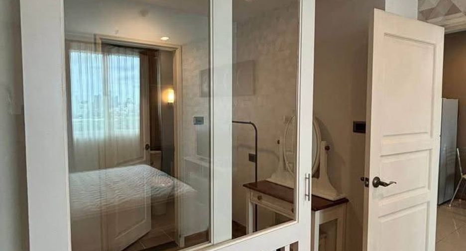 For rent 1 bed condo in Huai Khwang, Bangkok