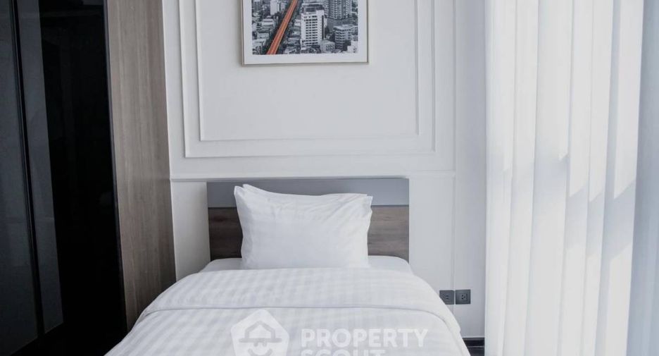 For rent 2 bedrooms condo in Watthana, Bangkok