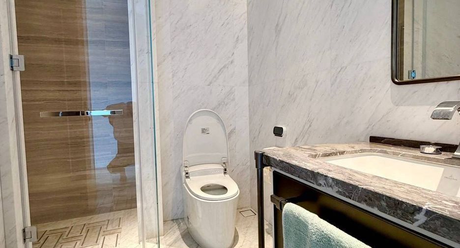 Wohnung zur Miete mit 3 Zimmer in Sathon, Bangkok