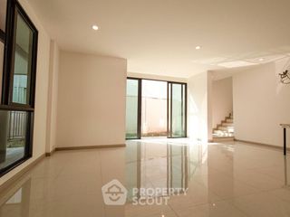 For sale 3 bedrooms house in Prawet, Bangkok