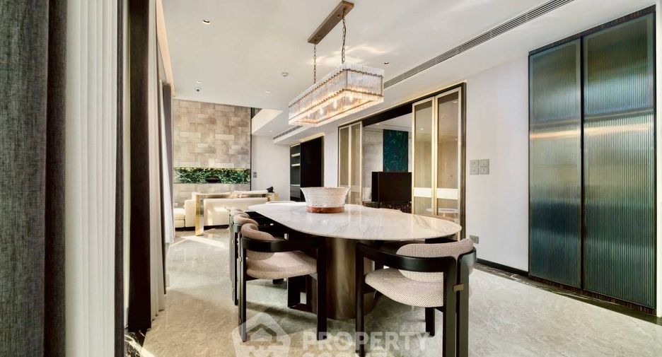 À vendre 3 chambres condo à Watthana, Bangkok