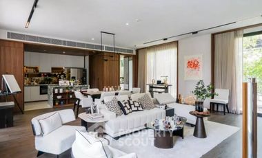 For sale 2 bedrooms condo in Sathon, Bangkok