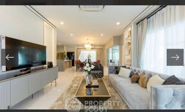 Casa en alquiler y en venta de 4 habitaciones en Bang Khen, Bangkok