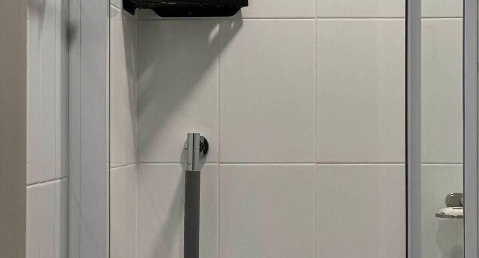 For sale 2 bedrooms condo in Mueang Samut Prakan, Samut Prakan
