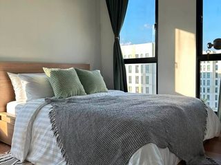 For sale 2 bedrooms condo in Mueang Samut Prakan, Samut Prakan