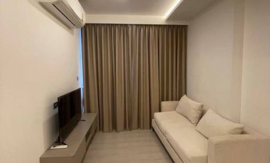 For sale 1 bed condo in Khlong Toei, Bangkok