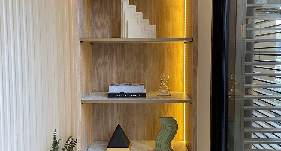 For sale 2 bedrooms condo in Watthana, Bangkok