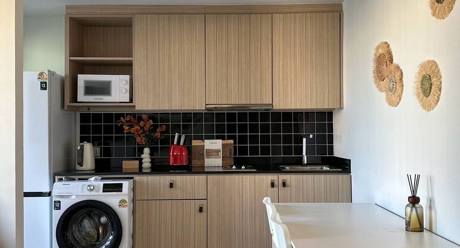 For sale 2 bedrooms condo in Mueang Samut Prakan, Samut Prakan