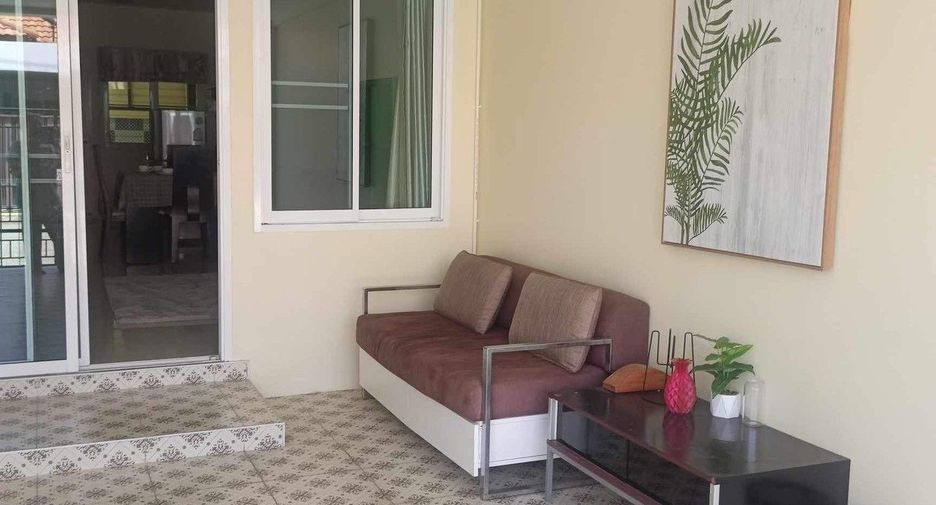 For rent 3 bedrooms townhouse in Mueang Phuket, Phuket