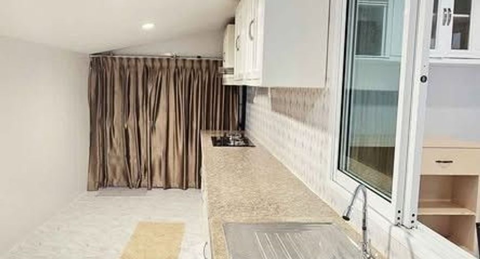For rent 2 bedrooms house in Mueang Phuket, Phuket